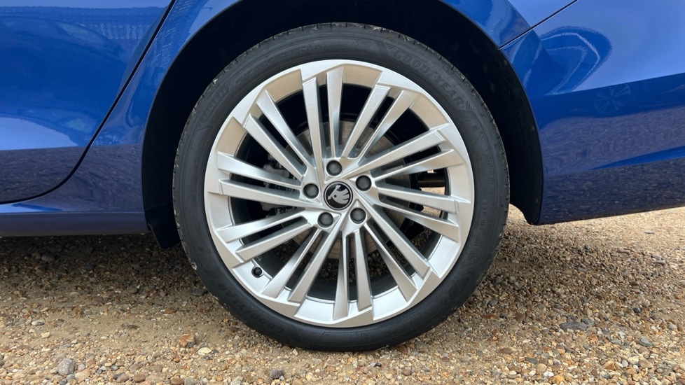 Used Skoda Superb 2025 for sale - 76871303: Photo 20