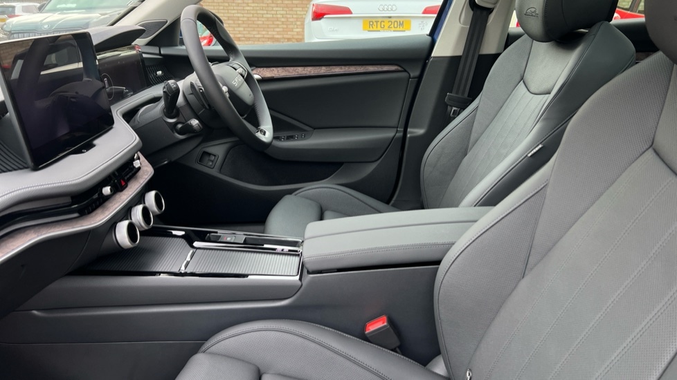 Used Skoda Superb 2025 for sale - 76871303: Photo 28