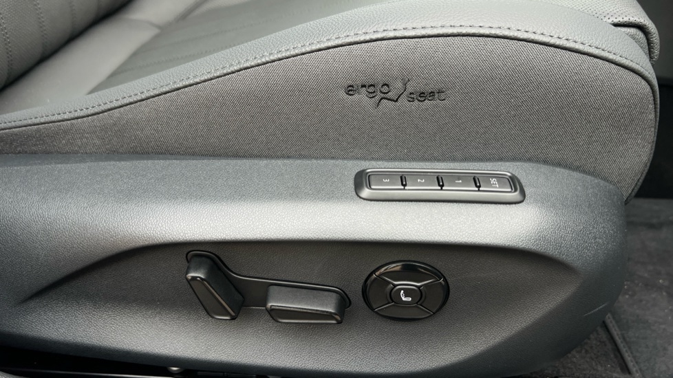 Used Skoda Superb 2025 for sale - 76871303: Photo 31