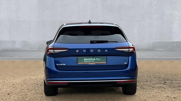 Used Skoda Superb 2025 for sale - 76140348: Photo 11