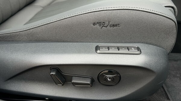 Used Skoda Superb 2025 for sale - 76140348: Photo 31
