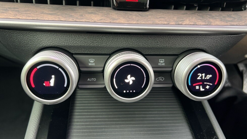 Used Skoda Superb 2025 for sale - 76140348: Photo 45