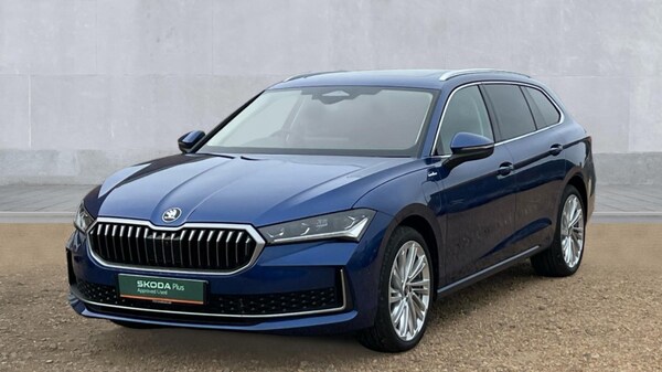 Used Skoda Superb 2025 for sale - 76140348: Photo 7