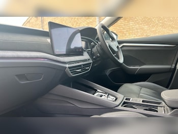 Used Skoda Octavia 2025 for sale - 76479698: Photo