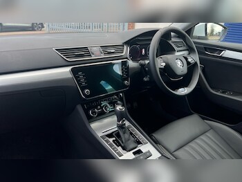 Used Skoda Superb 2024 for sale - 76442030: Photo