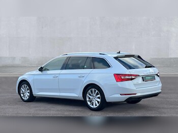 Used Skoda Superb 2024 for sale - 76442030: Photo