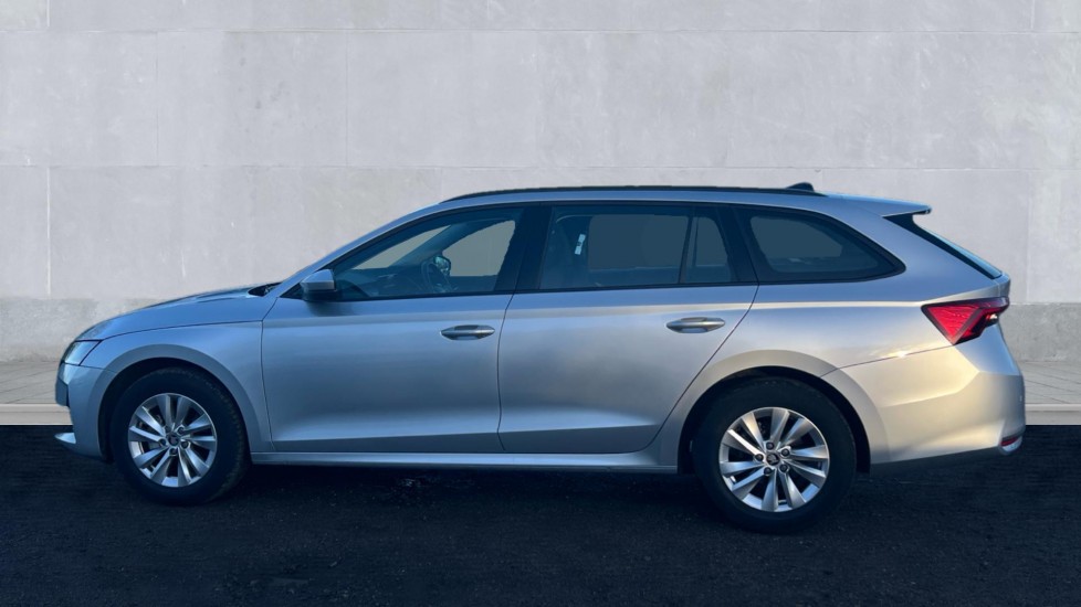 Used Skoda Octavia 2025 for sale - 76872048: Photo 9