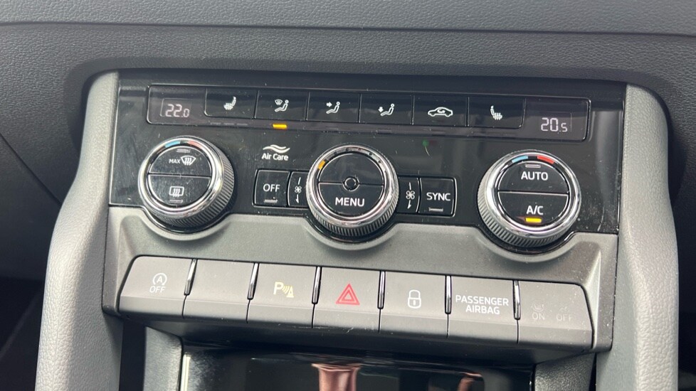 Used Skoda Karoq 2024 for sale - 76272862: Photo 33