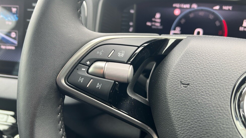 Used Skoda Karoq 2024 for sale - 76272862: Photo 34