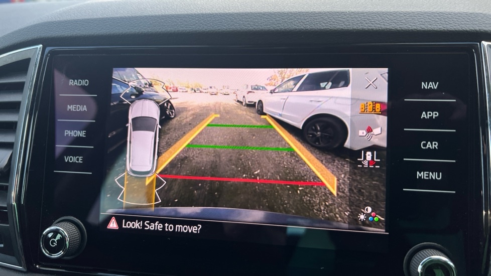 Used Skoda Karoq 2024 for sale - 76869475: Photo 22