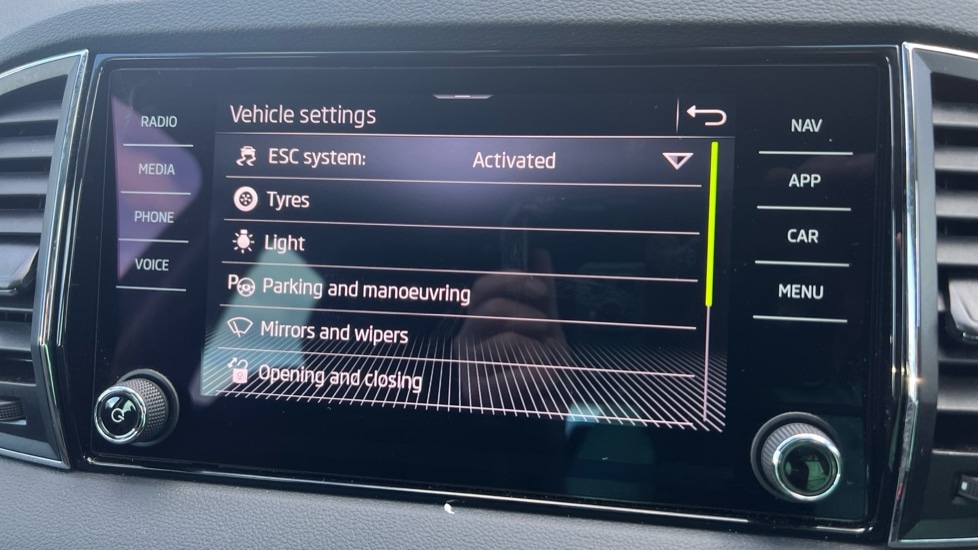 Used Skoda Karoq 2024 for sale - 76869475: Photo 23