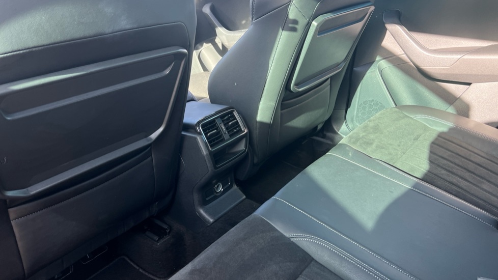 Used Skoda Karoq 2024 for sale - 76869475: Photo 41