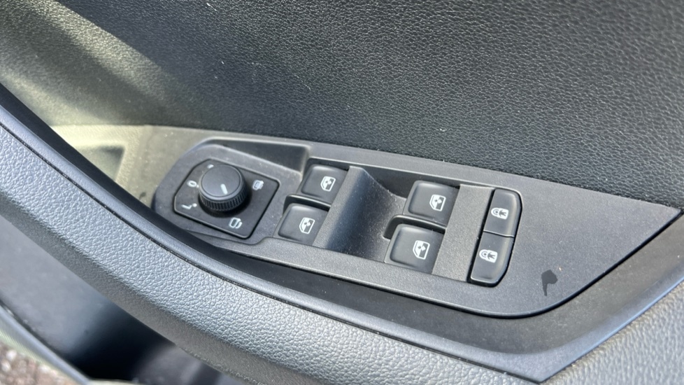 Used Skoda Karoq 2024 for sale - 76869475: Photo 44