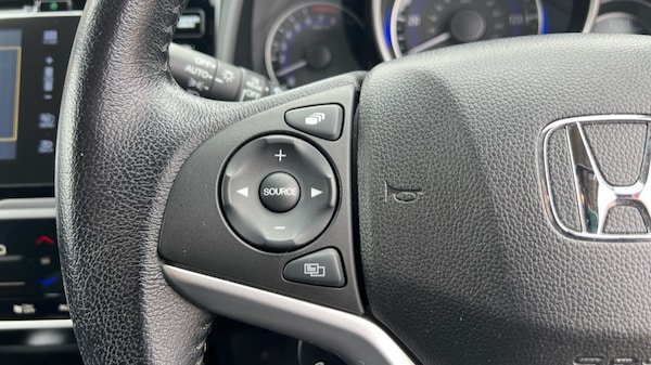 Used Honda Jazz 2018 for sale - 75997021: Photo 23
