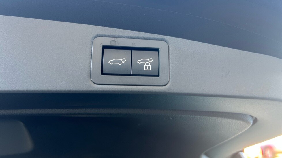 Used Toyota Corolla 2025 for sale - 76168900: Photo 47