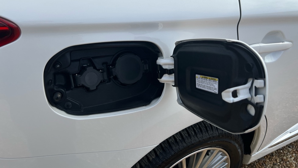 Used Mitsubishi Outlander 2018 for sale - 76869979: Photo 21