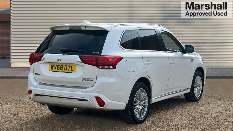Used Mitsubishi Outlander 2018 for sale - 76869979: Photo 3