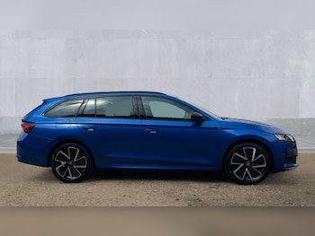Used Skoda Octavia 2025 for sale - 75472778: Photo