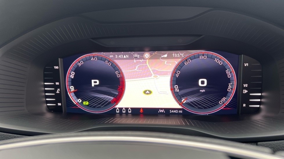 Used Skoda Karoq 2025 for sale - 76869480: Photo 14