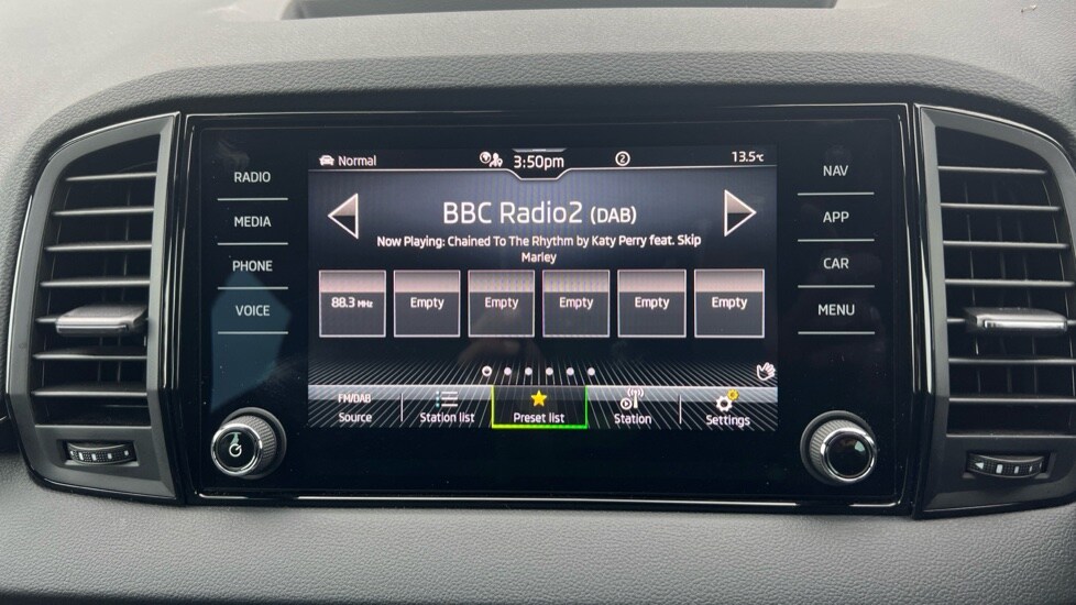 Used Skoda Karoq 2025 for sale - 76869480: Photo 25