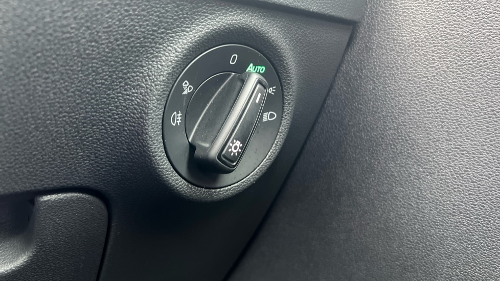 Used Skoda Karoq 2025 for sale - 76869480: Photo 39