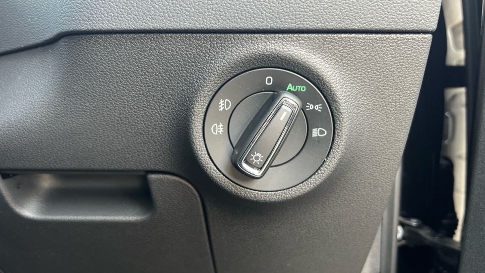 Used Skoda Karoq 2025 for sale - 76191110: Photo 40