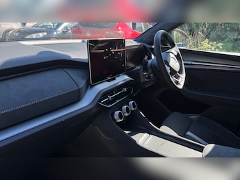 Used Skoda Kodiaq 2025 for sale - 76544424: Photo