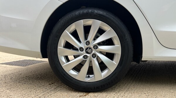 Used Skoda Octavia 2025 for sale - 76074388: Photo 5