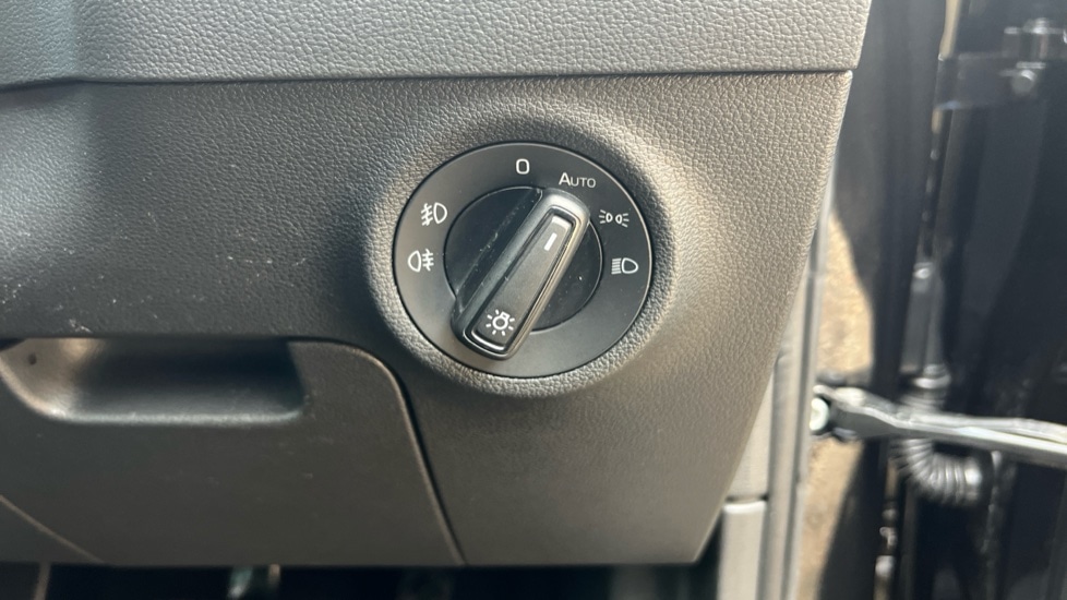 Used Skoda Karoq 2024 for sale - 76261670: Photo 34