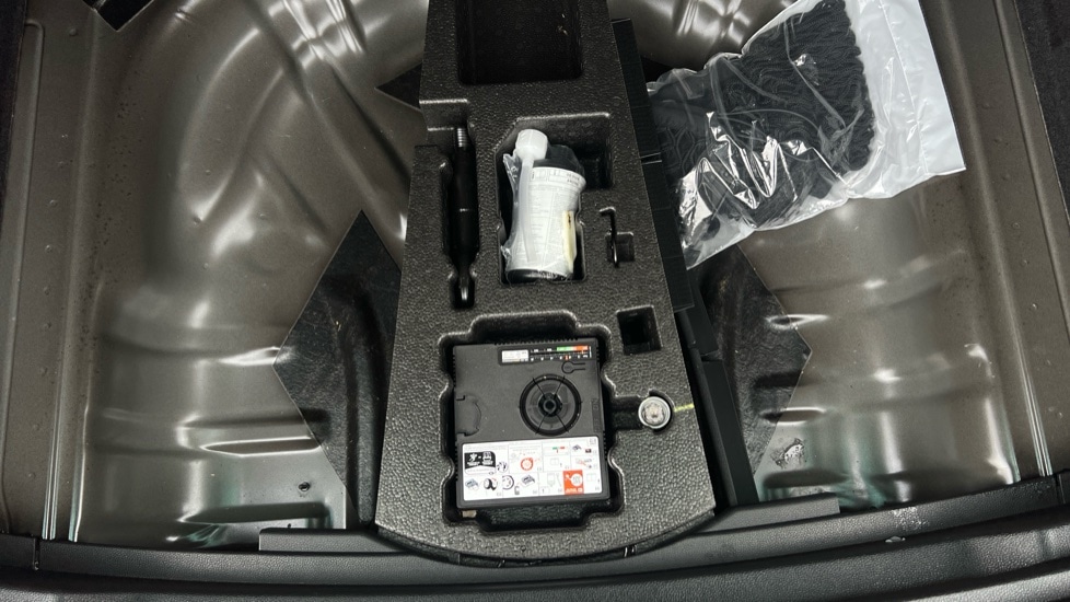 Used Skoda Karoq 2024 for sale - 76261670: Photo 47