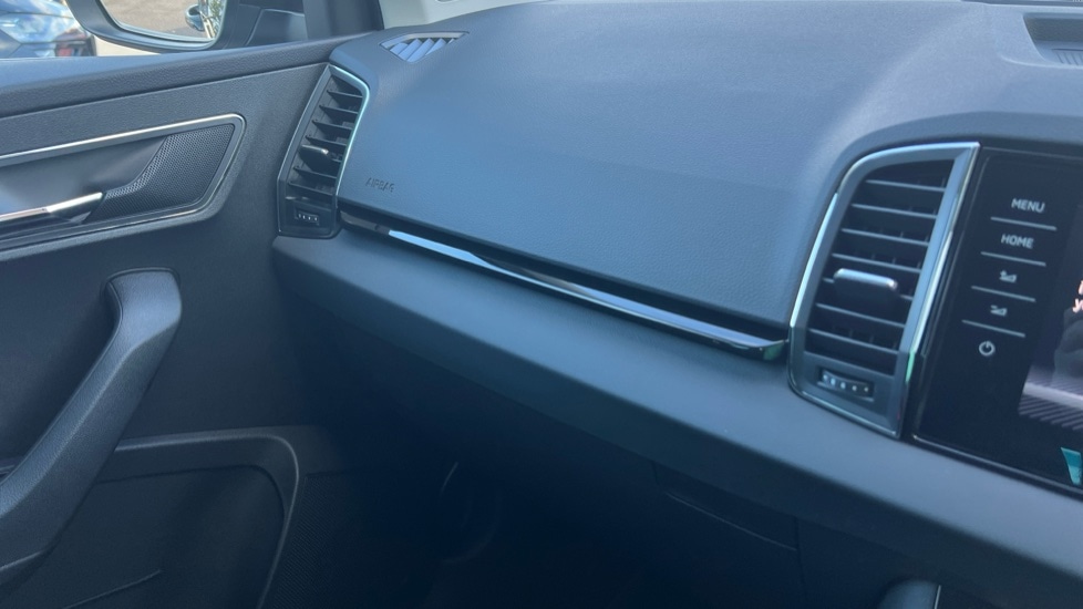 Used Skoda Karoq 2025 for sale - 76871558: Photo 30