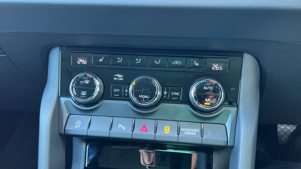 Used Skoda Karoq 2025 for sale - 76871558: Photo 33