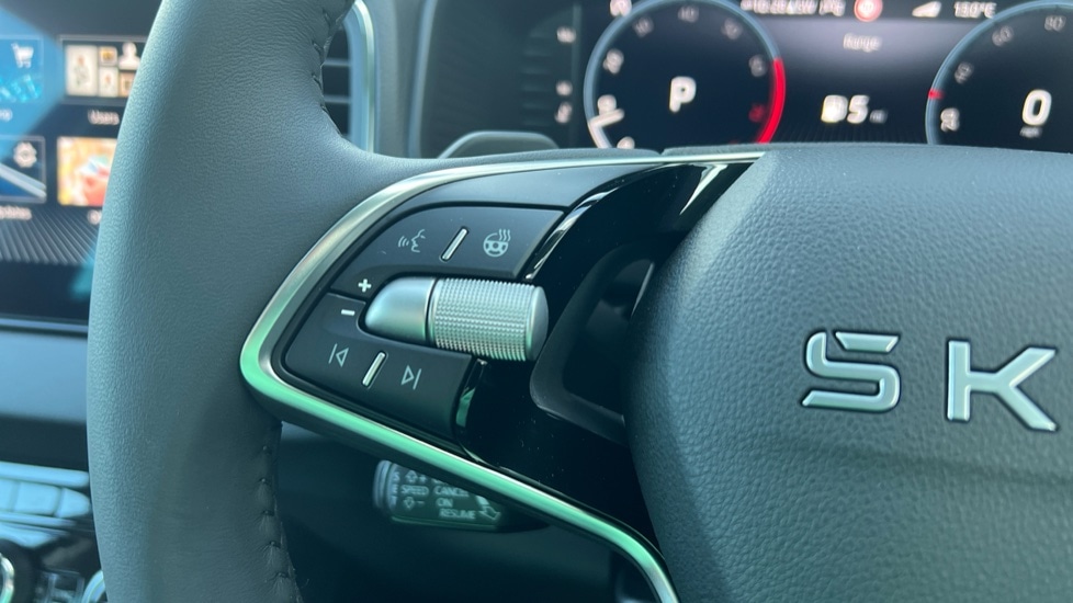 Used Skoda Karoq 2025 for sale - 76871558: Photo 34