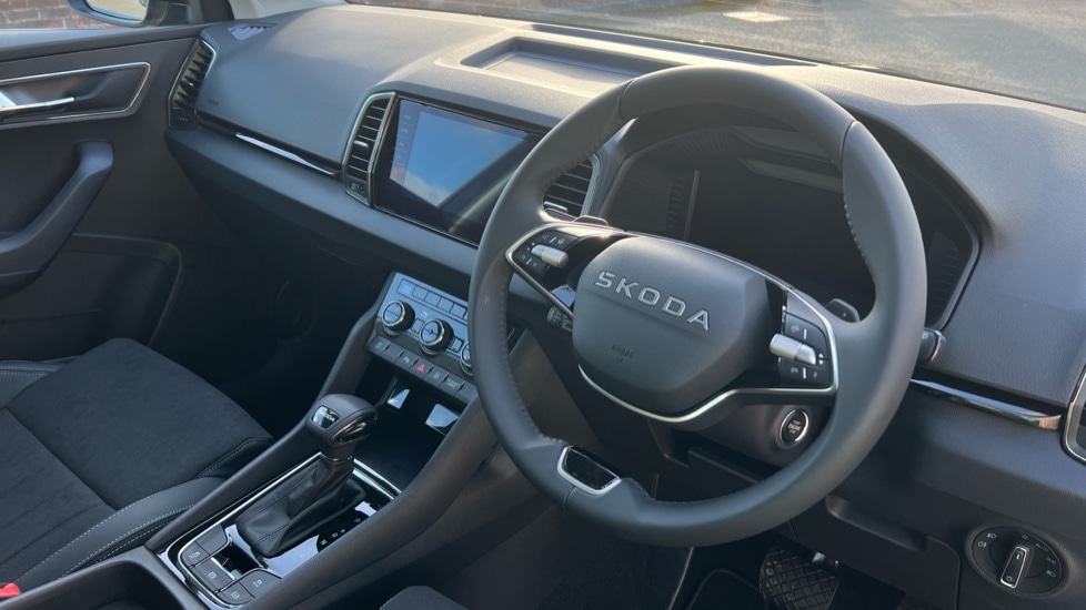 Used Skoda Karoq 2025 for sale - 76871558: Photo 6