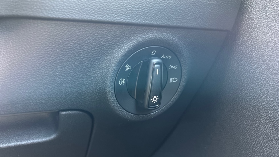 Used Skoda Karoq 2025 for sale - 76514882: Photo 26