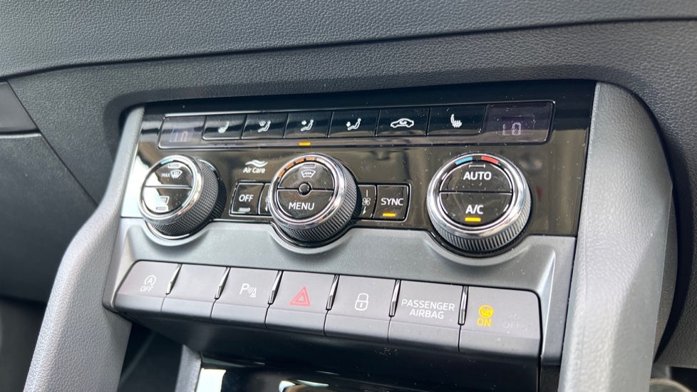 Used Skoda Karoq 2025 for sale - 76514907: Photo 24