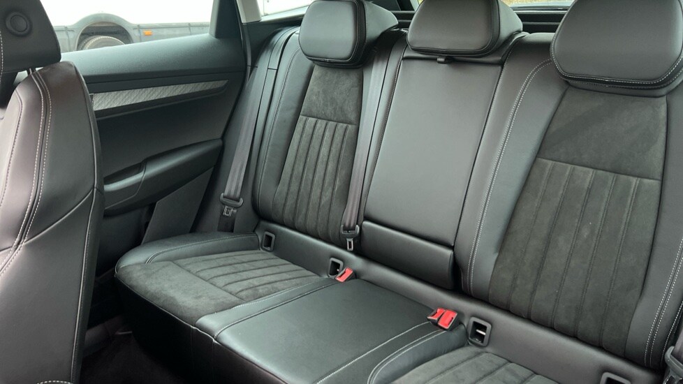 Used Skoda Karoq 2024 for sale - 76037610: Photo 15
