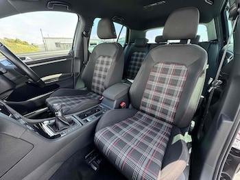 Used Volkswagen Golf 2019 for sale - 76477897: Photo