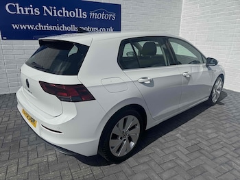 Used Volkswagen Golf 2020 for sale - 76477970: Photo