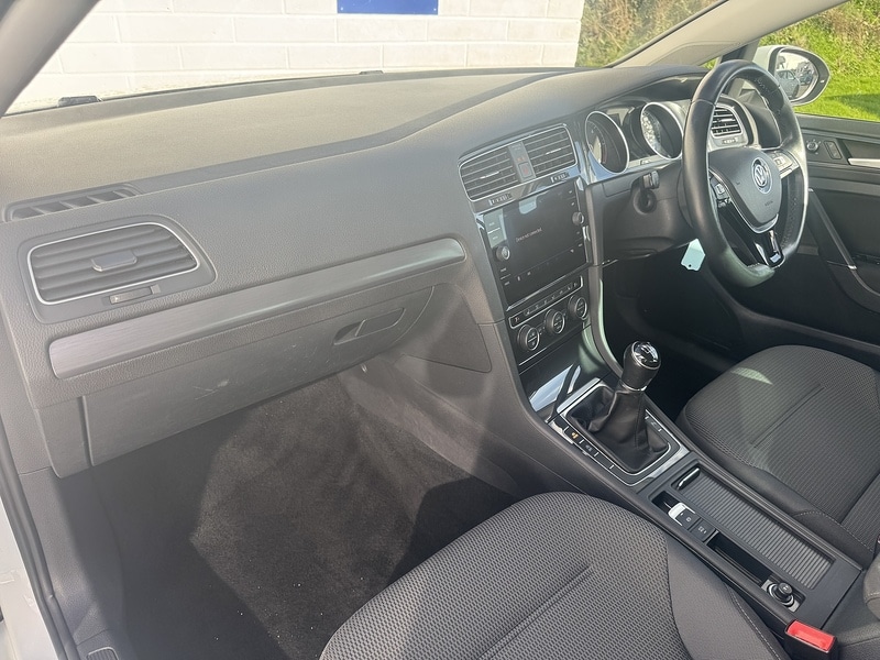 Used Volkswagen Golf 2020 for sale - 76477922: Photo 4