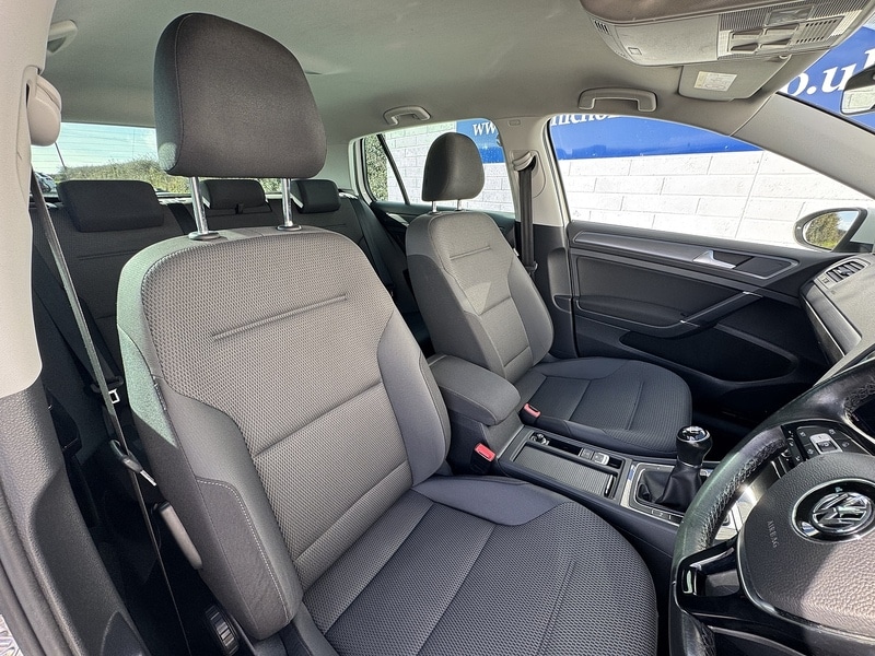 Used Volkswagen Golf 2020 for sale - 76477922: Photo 6