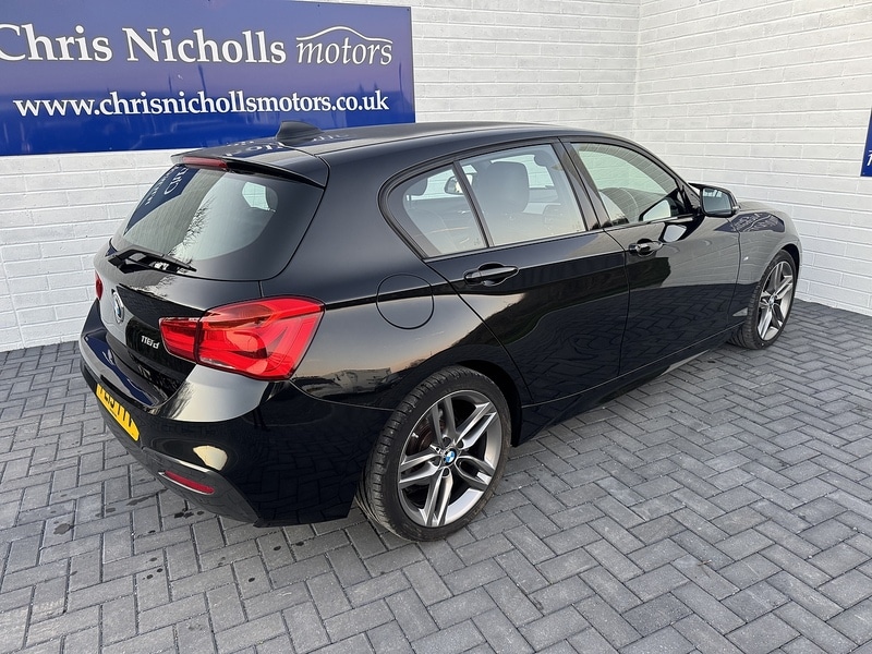 Used BMW 1 Series 2019 for sale - 76510396: Photo 2