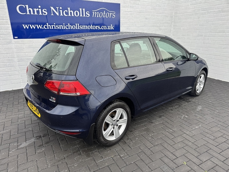 Used Volkswagen Golf 2015 for sale - 76559517: Photo 2