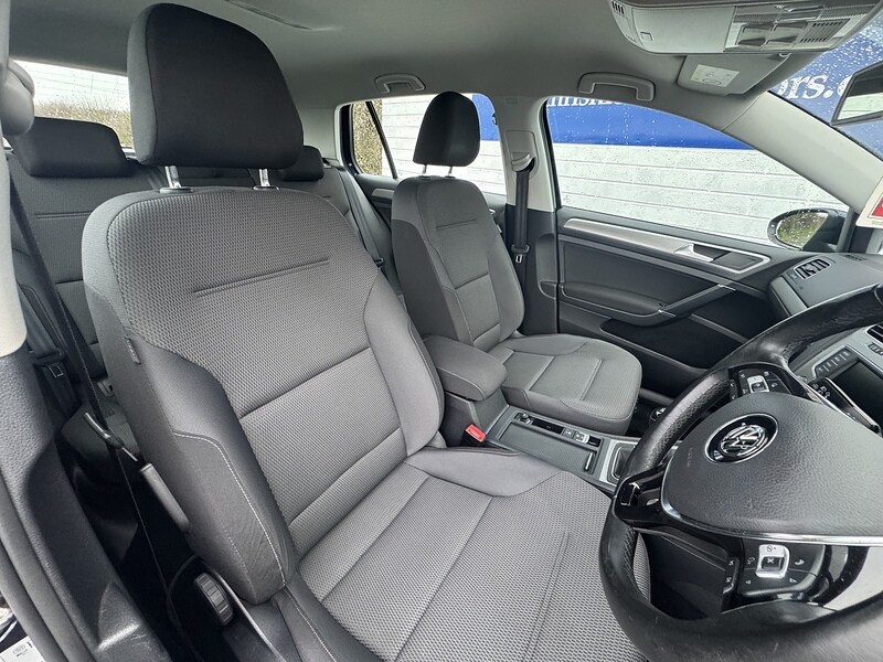 Used Volkswagen Golf 2015 for sale - 76559517: Photo 4