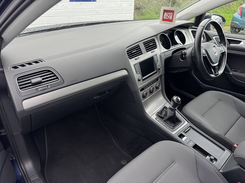 Used Volkswagen Golf 2015 for sale - 76559517: Photo 5