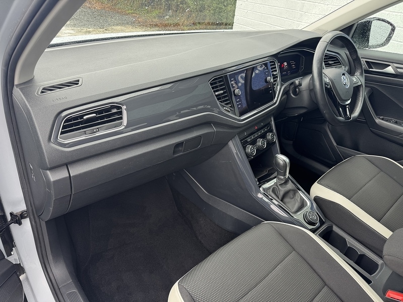 Used Volkswagen T-Roc 2018 for sale - 76477994: Photo 5