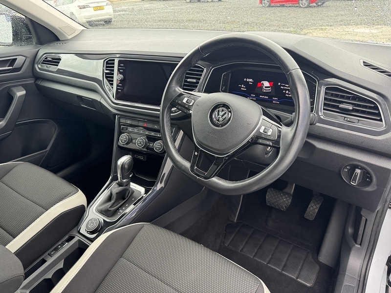 Used Volkswagen T-Roc 2018 for sale - 76477994: Photo 6