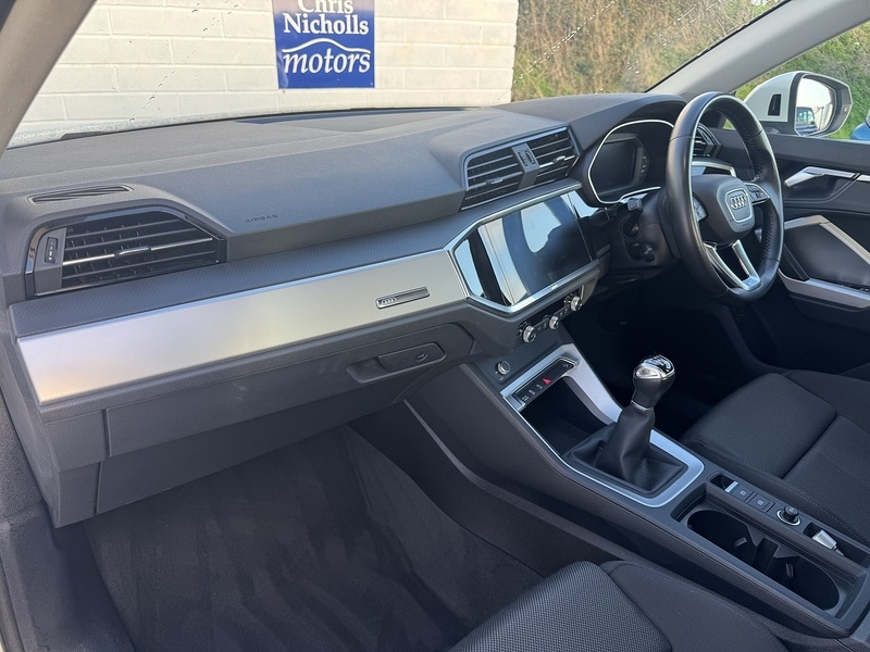 Used Audi Q3 2020 for sale - 76896585: Photo 4