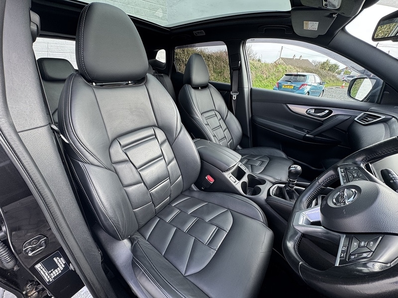 Used Nissan Qashqai 2018 for sale - 76477937: Photo 3