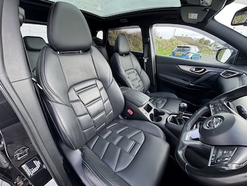 Used Nissan Qashqai 2018 for sale - 76477937: Photo